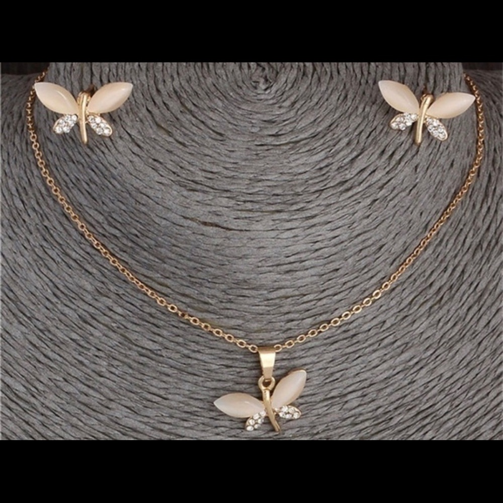 NEW Gold or silver earring& necklace sets